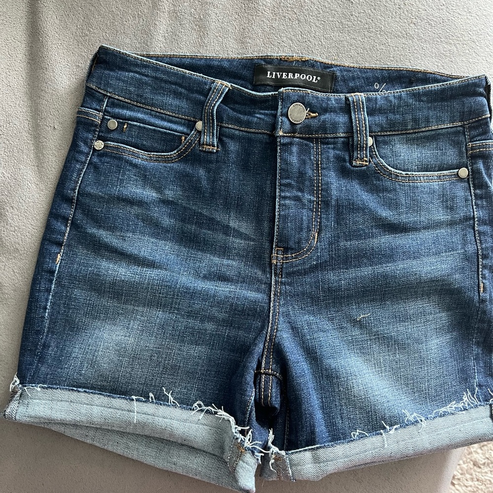 Women shorts
